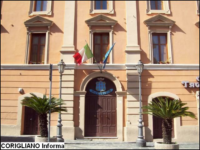 Rossano - Rottura sui tubi dacqua di viale dei Normanni